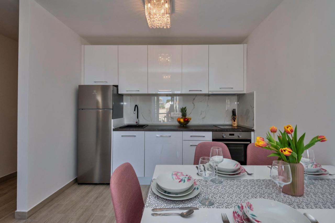 Luxury Apartment Makarska 2Min From Beach 外观 照片