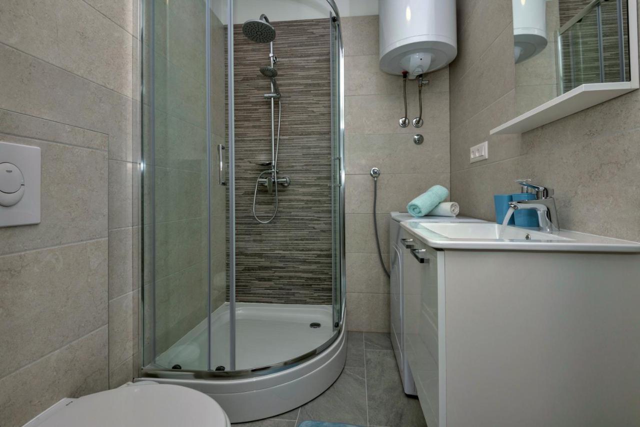 Luxury Apartment Makarska 2Min From Beach 外观 照片